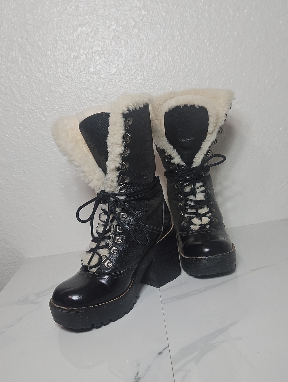 Jeffrey Campbell Big Sur Shearling Leather Cap Toe Platform Boots 9M